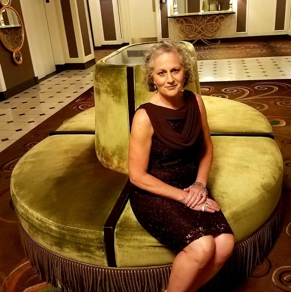 Meet your Posher, Doreen - Picture 4 of 4